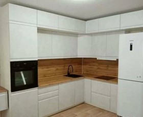 Модульная кухня Бруклин 2.4 x 2 м (Бетон белый) в Череповце - cherepovec.katalogmebeli.com | фото 15